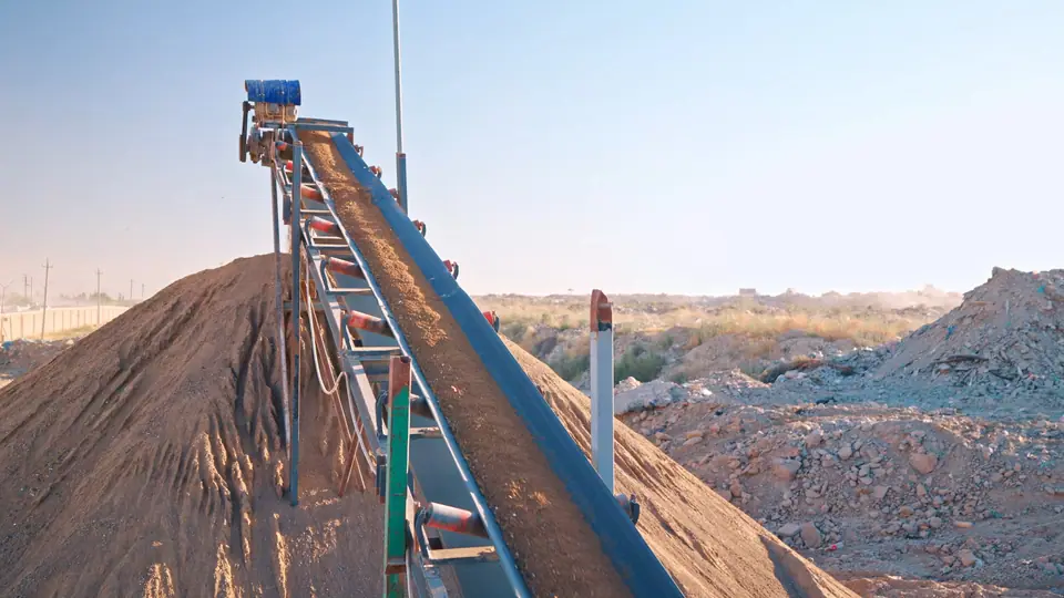 Construction waste machinery